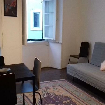 City Center | Chiado Typical Small Flat Lisabona Exterior foto